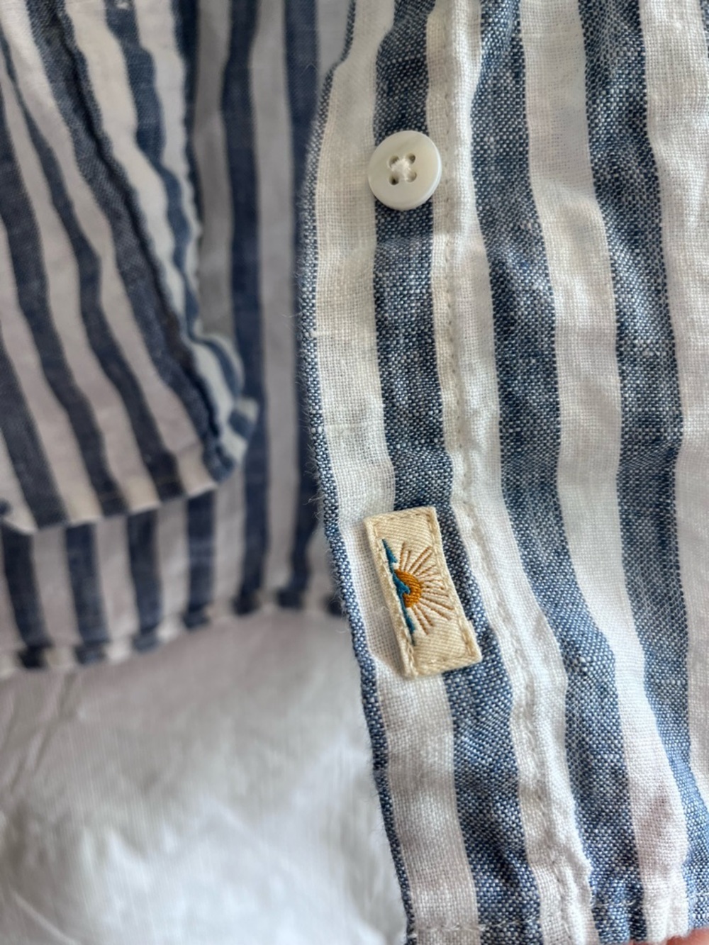 Faherty Laguna Blue Stripe Button Down Shirt 100% Linen - Picture 3 of 11